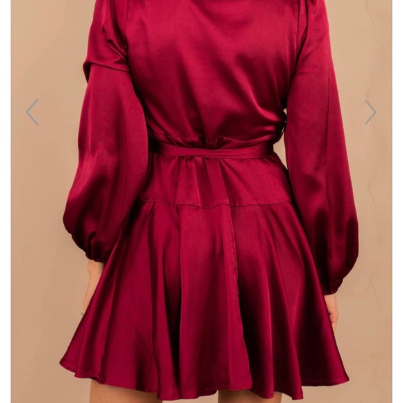 She & Sky Burgundy Wrap Dress - Picture 4 of 7